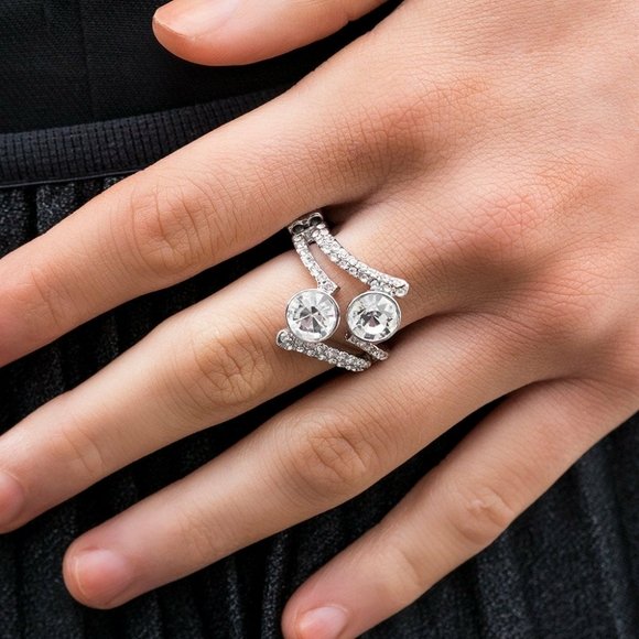 Paparazzi Fashion Fix Fiercely 5th Avenue - 4pc Set - Picture 5 of 6